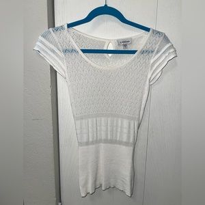 BEBE lace stitch short ruffle sleeved sweater top size S